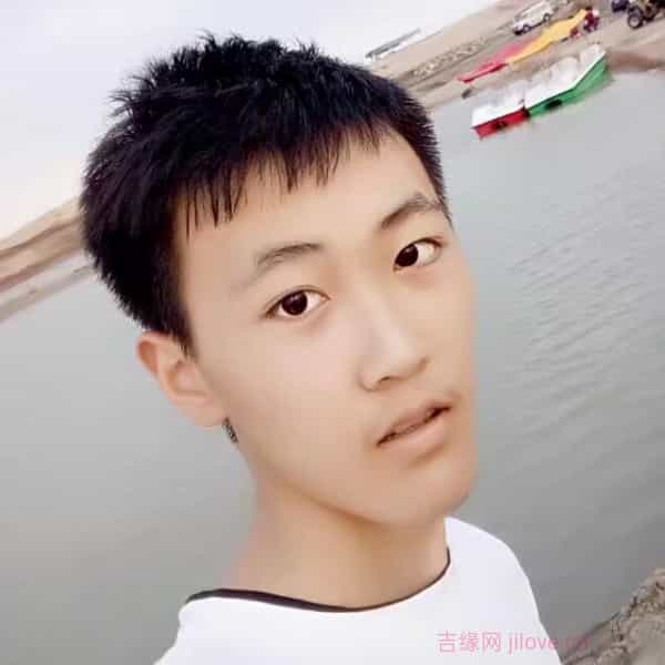 河南24岁单身帅哥真诚找对象-许昌征婚相亲网